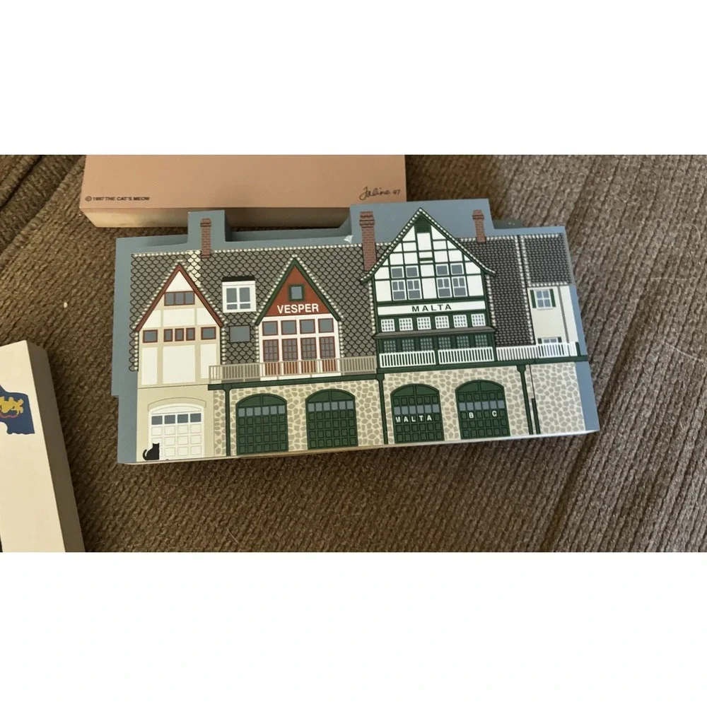 Vintage Lot 8 Cats Meow House Buildings Philadelphia cathedral Keystone read
